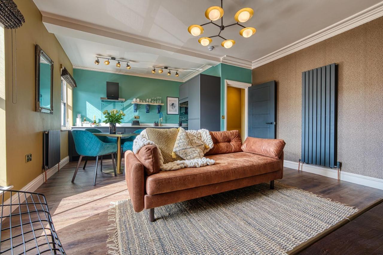 Casa Del Artista - Luxury Apartments, วิทบี ภายนอก รูปภาพ