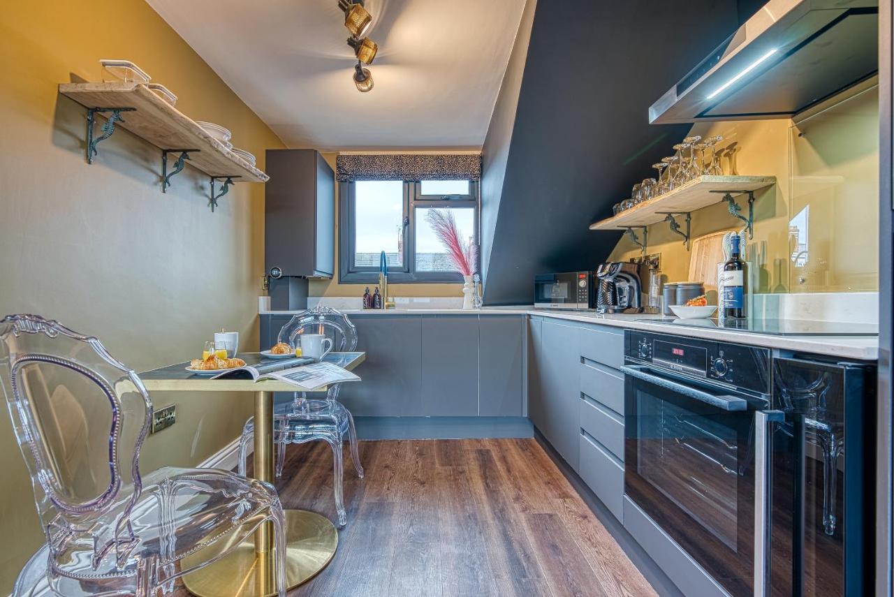 Casa Del Artista - Luxury Apartments, วิทบี ภายนอก รูปภาพ