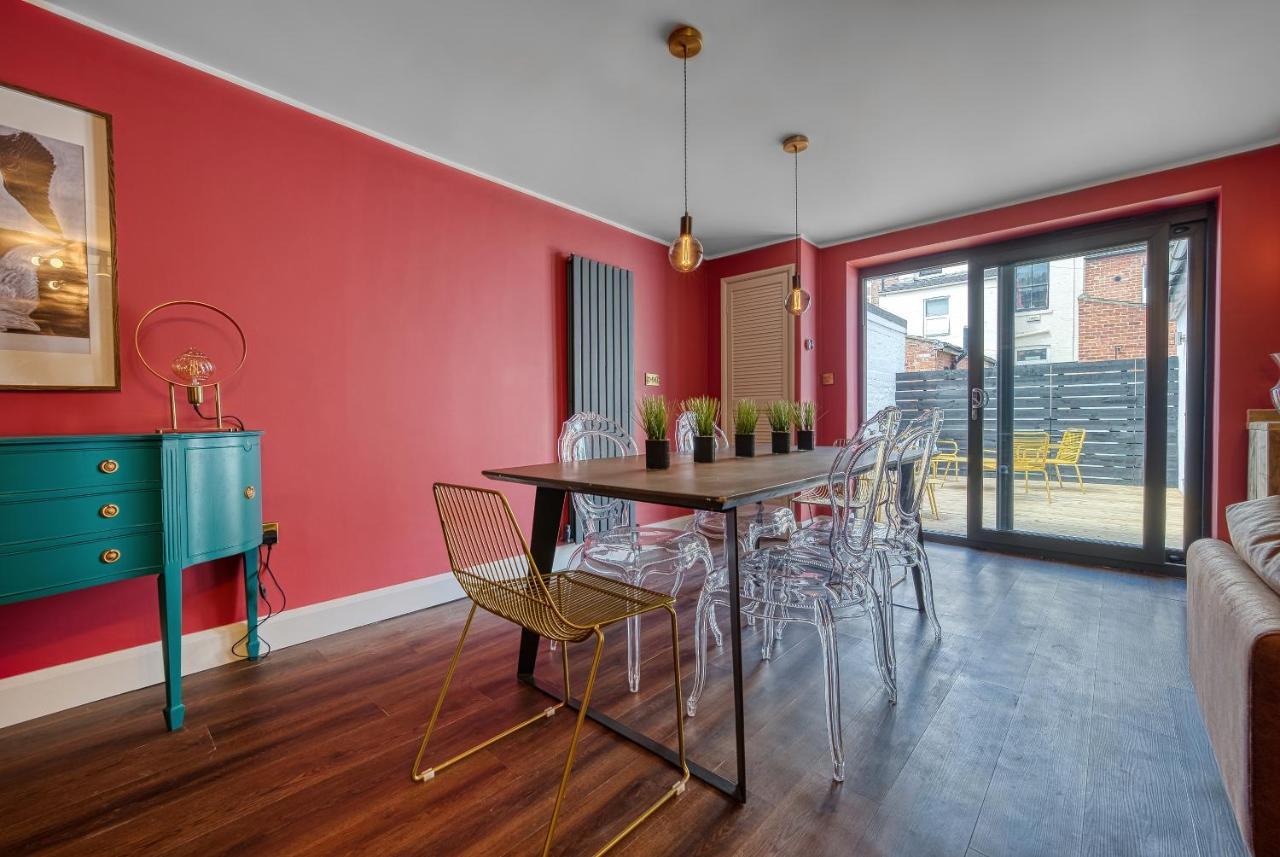 Casa Del Artista - Luxury Apartments, วิทบี ภายนอก รูปภาพ