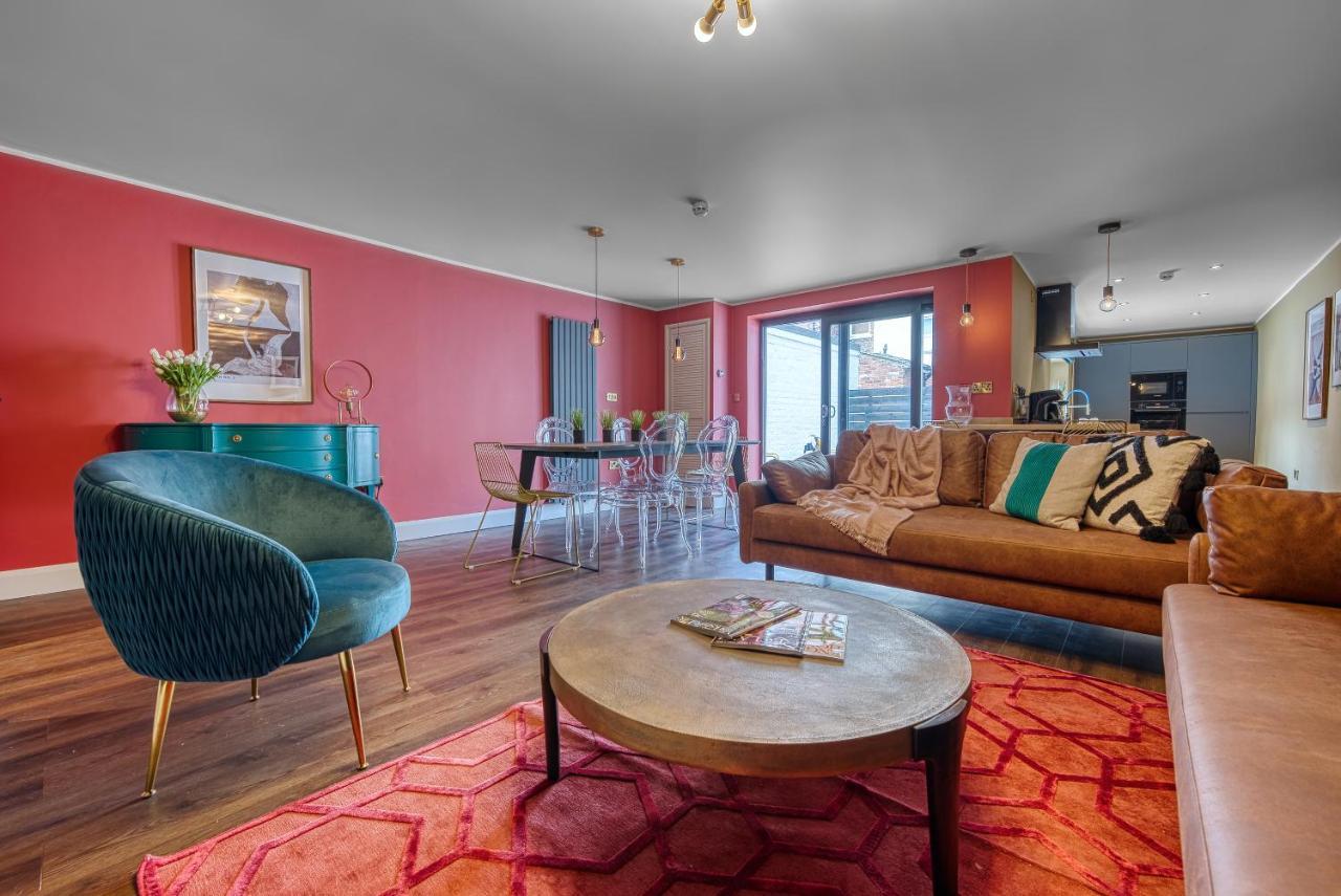 Casa Del Artista - Luxury Apartments, วิทบี ภายนอก รูปภาพ